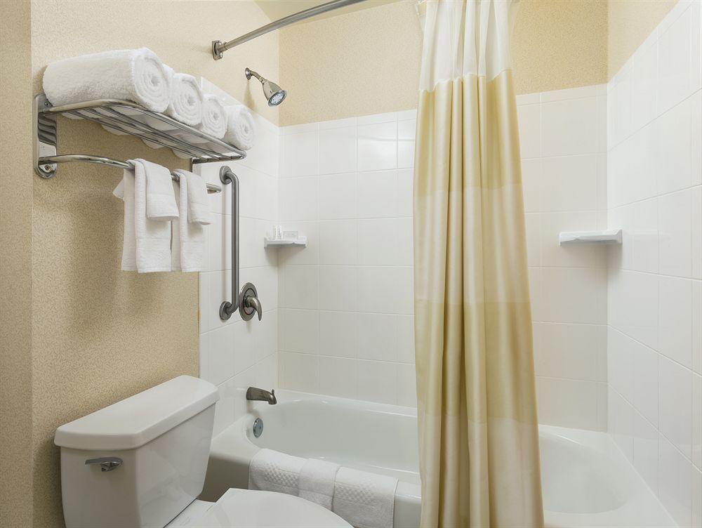 Springhill By Marriott Downtown/inner Harbor 3* Baltimore