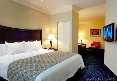 Hotel Springhill By Marriott Downtown/inner Harbor 3*