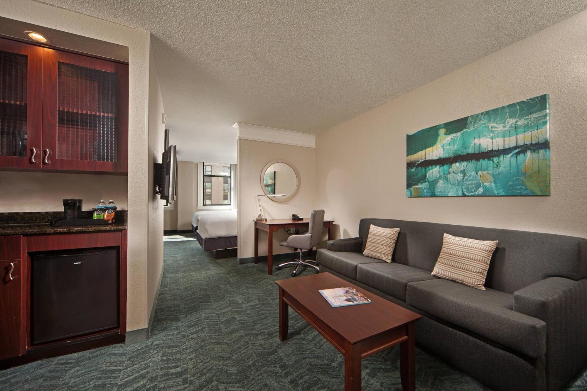 Springhill By Marriott Downtown/inner Harbor Hotel